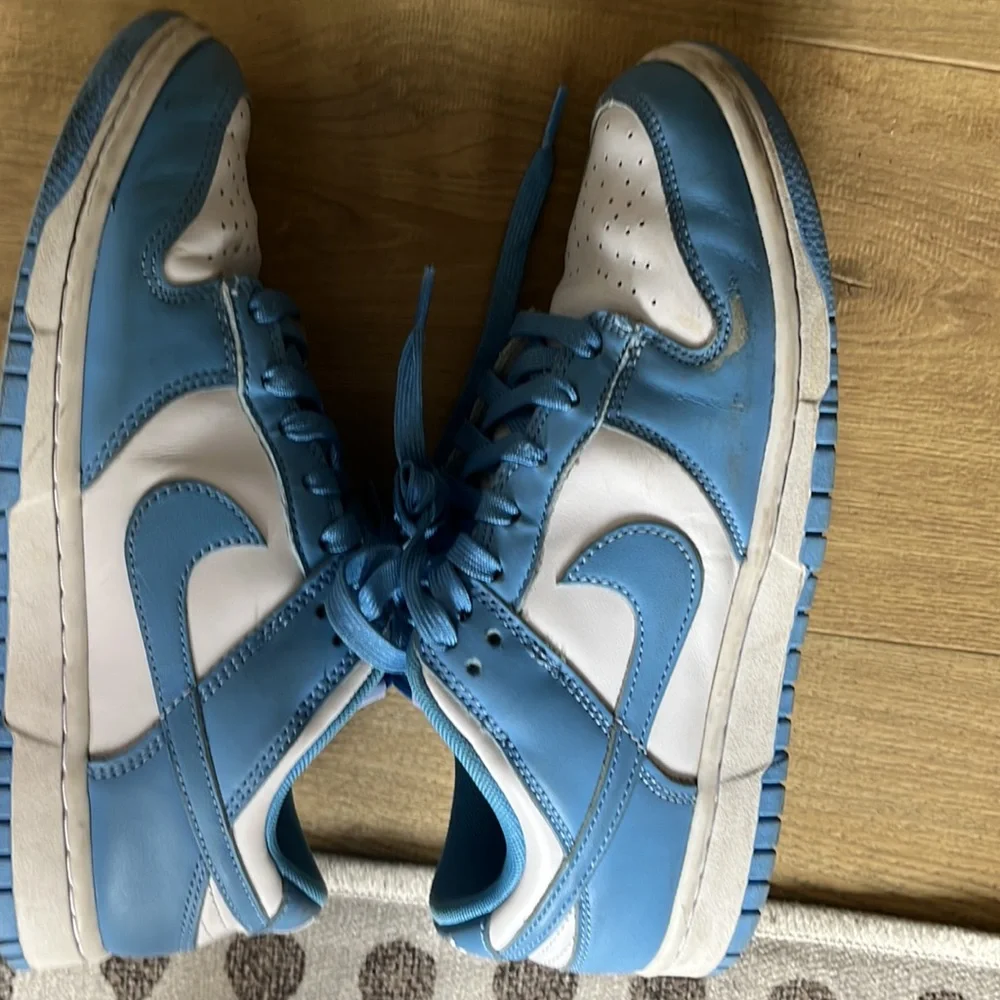 Authentic UNC Dunks - Picture 3 of 5